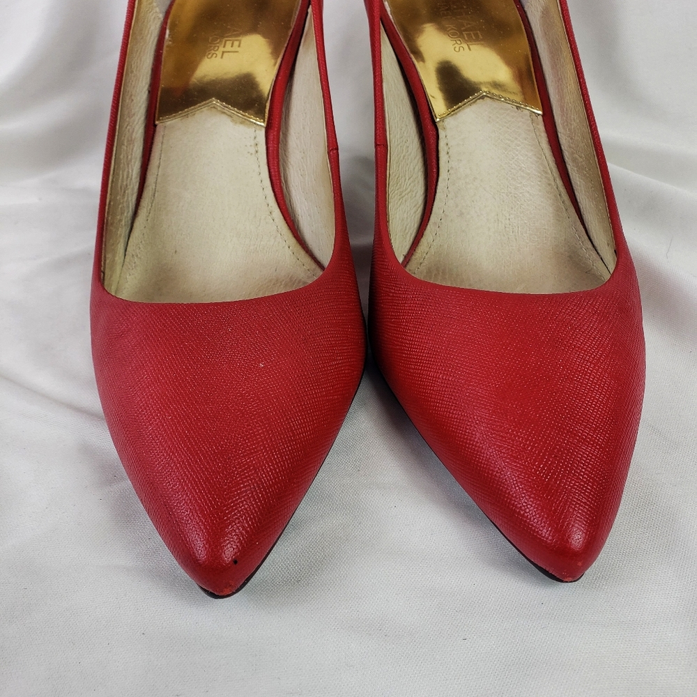 Michael Kors Saffiano Leather Stacked Heel - Picture 4 of 9